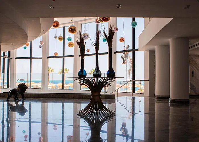 Amarina Sapphire Beach Hotel Hurghada-Couples & Adults Only Üdülőközpont 5*