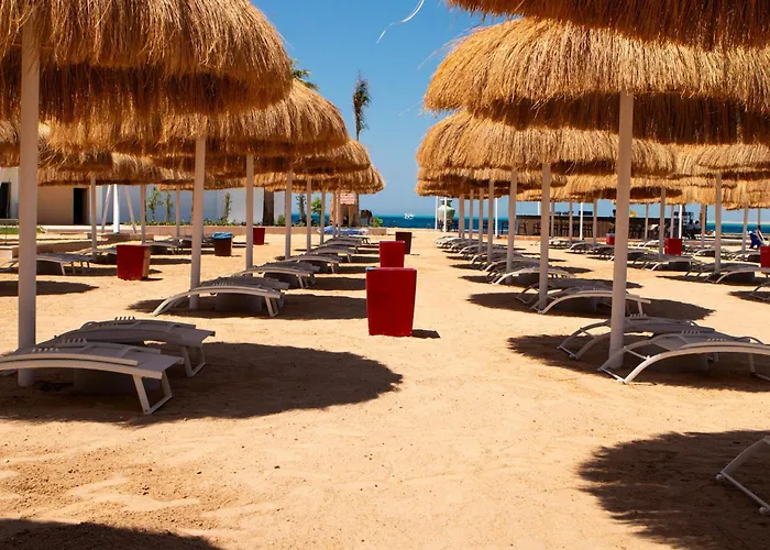 Üdülőközpont Amarina Sapphire Beach Hotel Hurghada-Couples & Adults Only 5*